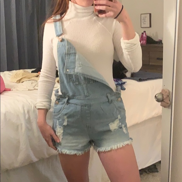 💓 Jean Overalls - Picture 2 of 4